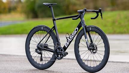 Basso Sempre Veloce,Rennrad,Test ROADBIKE,schräge Ansicht