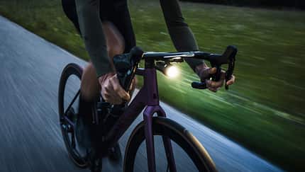Lupine SL Grano F,Fahrradleuchte,Actionfahrt,Licht eingeschaltet