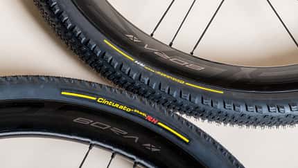 Gravelreifen,Pirelli Cinturato Gravel RH,RM,Ansicht von oben