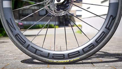 Storck Zeitjaeger 47 R,ROADBIKE Test,Laufräder,Carbon,Schriftzug auf Felge Storck Zeitjaeger 47 R,ROADBIKE Test,Laufräder,Carbon,Schriftzug auf Felge