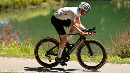 Rennrad,ROADBIKE Test,Actionfoto,am See