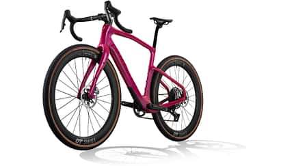Pinarello Grevil F-Serie,neue Farben AW26,Gravelbike,F9,linke Seiteansicht Pinarello Grevil F-Serie,neue Farben AW26,Gravelbike,F9,linke Seiteansicht