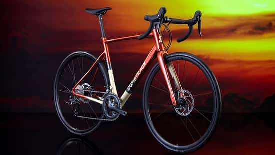 Bombtrack Tempest AL,Allroad,Gravel,schräge Seitenansicht