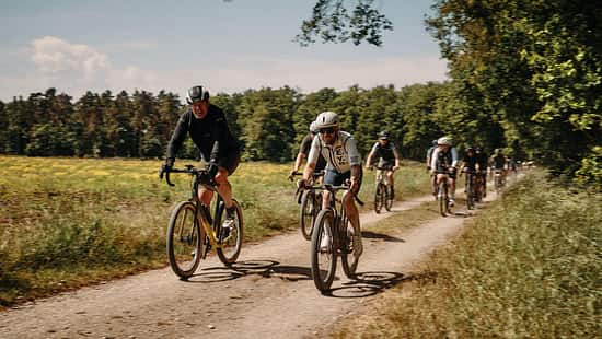 Continental Gravel Club Tour Aufmacher