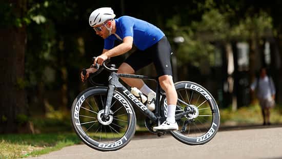 Rennrad Leeze One,ROADBIKE Test,Action Shot