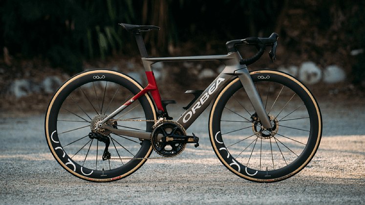 Orbea Orca Aero,Rennrad,Custom f&uuml;r Vuelta 2026,Lorenzo_Rota