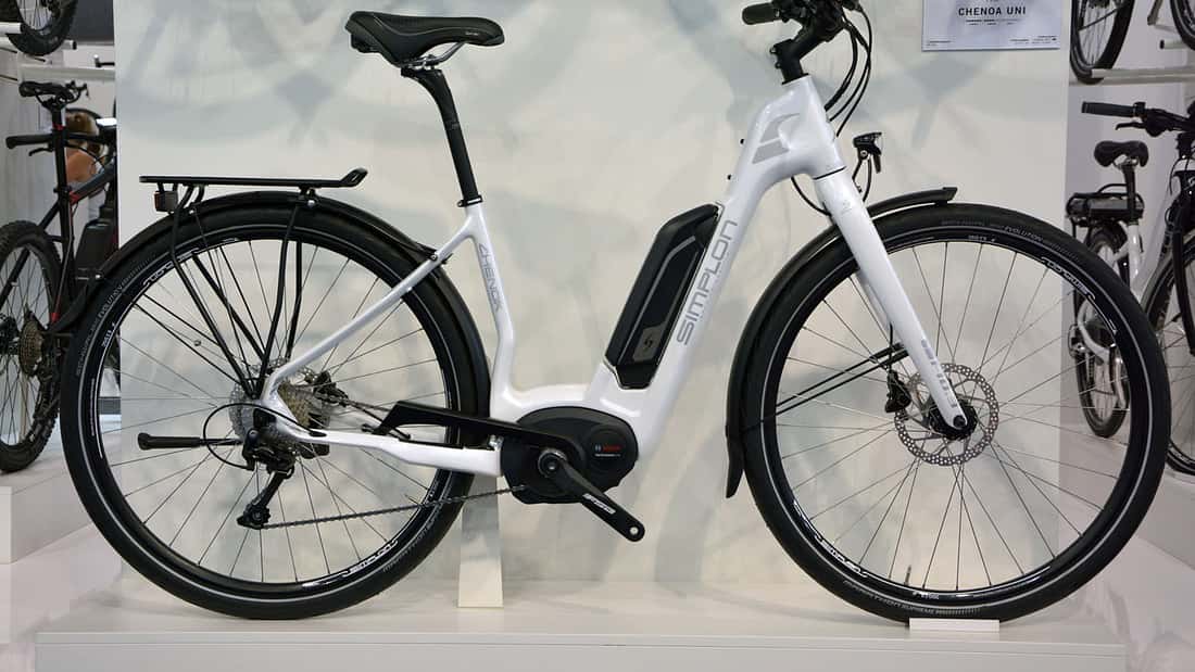 winora fahrrad e bike Yakun 10 Trekking E-Bikes gebraucht Cube Cross Hybrid Pro Panther Nancy Color:Stealth Midnight