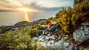 MB 0418 Trailguide Elba Teaser