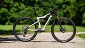 Down Country Bikes im Test 08/2021