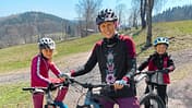 Kati Wilhelm auf ihre E-Mountainbike