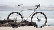 Temple Cycles,Gravelbike,Adventure Disc 1,Seitenansicht,Stahlrad