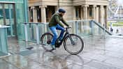 Light E-Bike Flyer Upstreet SL im urbanen Stuttarter Umfeld
