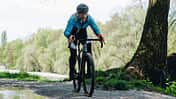 E-Gravelbike und E-Rennrad Moustache Dimanche Action 2