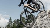 Lapierre Overvolt AM Seitenansicht im Downhill