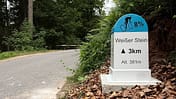 Ein Kilometerstein am Weißen Stein bei Heidelberg