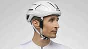 Das Lazer Velovox System wird an das Helmband angeklippt.