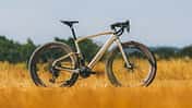 Mondraker E-Gravelbike Dusty,Axction,Seitenansicht,Feld