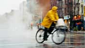 E-Biken im Regen 