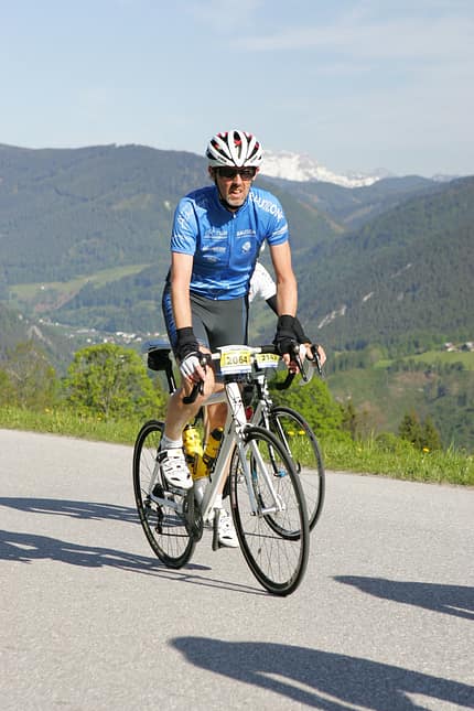 RB CEWE Fotowettbewerb 2013 Leserfotos Werner Siebermair - Lesertext: zu1.
war mein erster drei länder Giro - und da gleich das stilfserjoch - ein Wahnsinn
zu2.
amade radmarathon hinauf in die ramsau.
mein rad und ich lieben die berge. neu RB CEWE Fotowettbewerb 2013 Leserfotos Werner Siebermair - Lesertext: zu1.
war mein erster drei länder Giro - und da gleich das stilfserjoch - ein Wahnsinn
zu2.
amade radmarathon hinauf in die ramsau.
mein rad und ich lieben die berge. neu