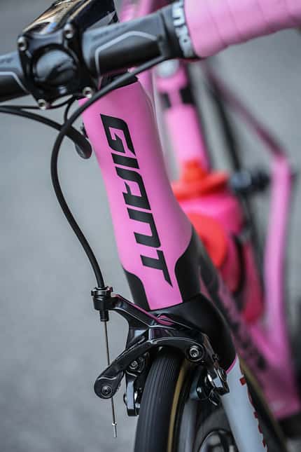 rb-Giant-Dumoulin-Pink-004-Giro-2017 (jpg) rb-Giant-Dumoulin-Pink-004-Giro-2017 (jpg)
