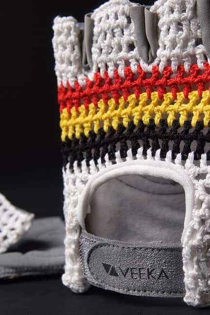 RB-Retrohandschuhe-Veeka-Defraye-Detail (jpg) RB-Retrohandschuhe-Veeka-Defraye-Detail (jpg)