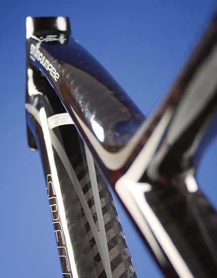 2 MB 0609 Bike-Werkstoffe Carbon_2 2 MB 0609 Bike-Werkstoffe Carbon_2