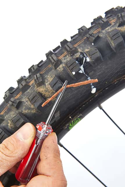 Tubeless-Reifen flicken Tubeless-Reifen flicken