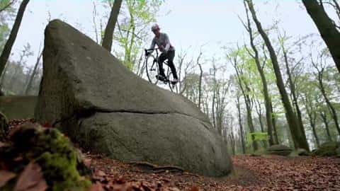 Video: Roadbike Parkour - Behind the Scenes Video: Roadbike Parkour - Behind the Scenes