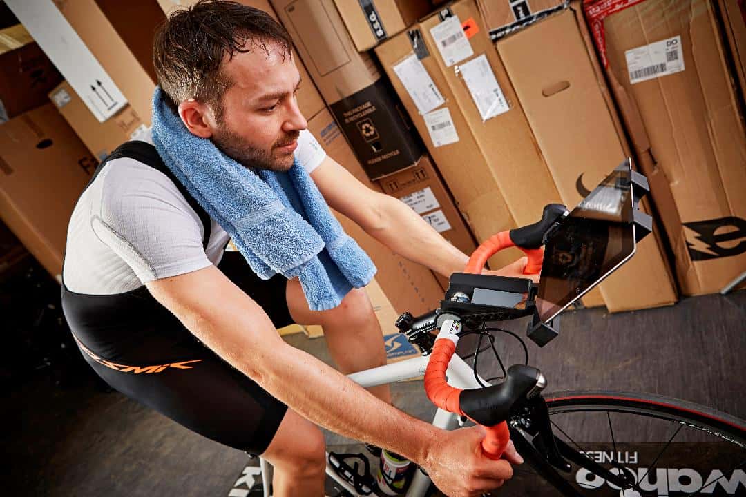ROADBIKE: 7 Tipps fürs Rollentraining ROADBIKE: 7 Tipps fürs Rollentraining