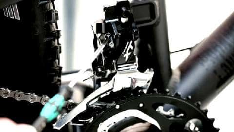 MB Video MountainBIKE Werkstatt-Tipps: Umwerfer einstellen MB Video MountainBIKE Werkstatt-Tipps: Umwerfer einstellen