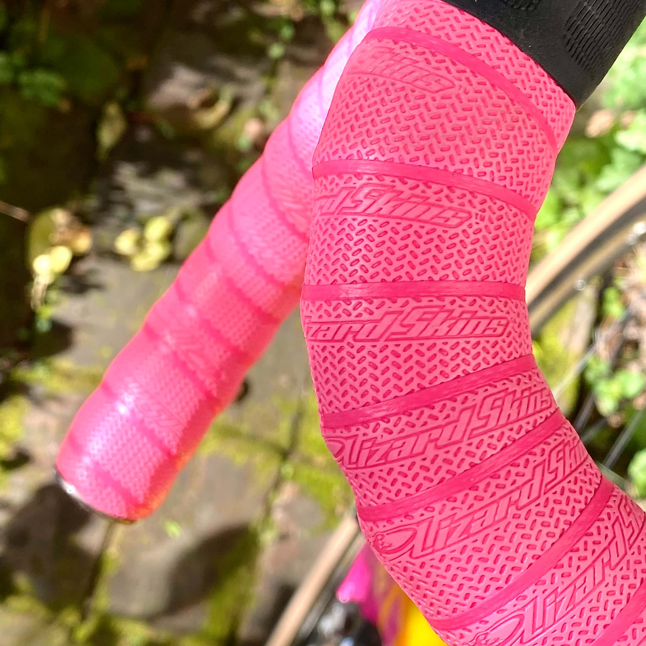 braunes lenkerband FIZIK Lenkerband TERRA MICROTEX BONDCUSH TACKY 3MM main image 0